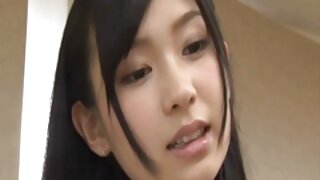 Японският секретар беше осъден на секс клипове порно от МЖМ.